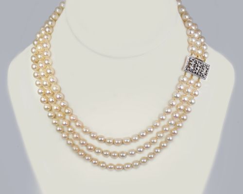 VINTAGE PEARL NECKLACE WITH ROSE CUT DIAMOND CLASP TRIPLE STRAND 1950S NECKLACE - ADDITIONAL PHOTO 12