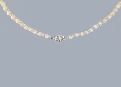 ANTIQUE OPAL BEAD AND ROCK CRYSTAL NECKLACE WITH DIAMOND CLASP EDWARDIAN CIRCA 1910 - ADDITIONAL PHOTO 2