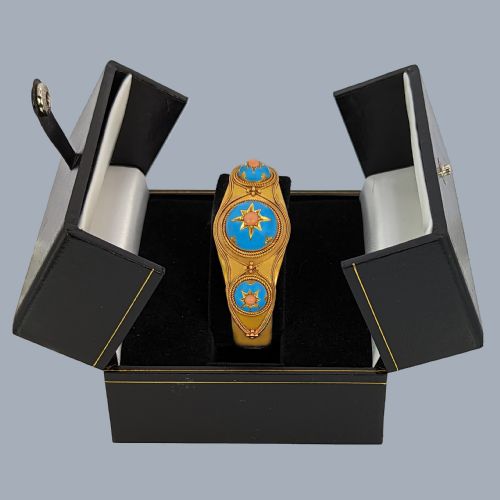 VICTORIAN CORAL AND ENAMEL BANGLE 18CT GOLD ETRUSCAN REVIVAL ANTIQUE BRACELET CIRCA 1870 - ADDITIONAL PHOTO 7