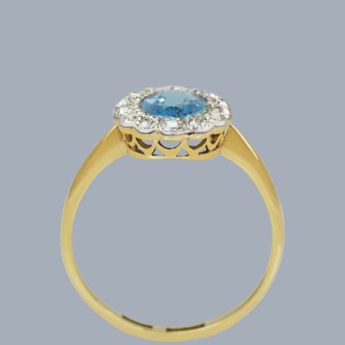 AQUAMARINE AND DIAMOND CLUSTER RING VINTAGE 18CT GOLD AND PLATINUM 1950S ENGAGEMENT RING - ADDITIONAL PHOTO 2