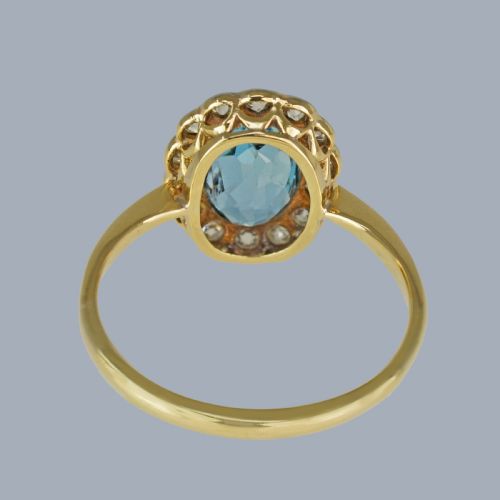 AQUAMARINE AND DIAMOND CLUSTER RING VINTAGE 18CT GOLD AND PLATINUM 1950S ENGAGEMENT RING - ADDITIONAL PHOTO 4