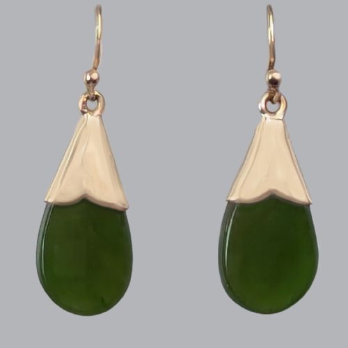 victorian nephrite drop earrings 9ct gold dangle earrings antique jade earrings - CATEGORY: ANTIQUE JEWELLERY - DATED VICTORIAN