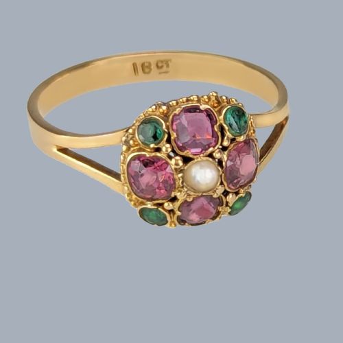 ANTIQUE GARNET AND PEARL CLUSTER RING 18CT GOLD ORNATE VICTORIAN RING CIRCA 1890 - ADDITIONAL PHOTO 2