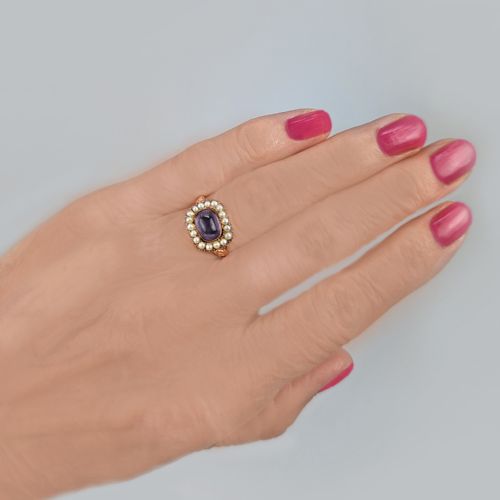 VICTORIAN AMETHYST AND PEARL RING 18CT ROSE GOLD ANTIQUE CLUSTER RING CIRCA 1890 - ADDITIONAL PHOTO 11