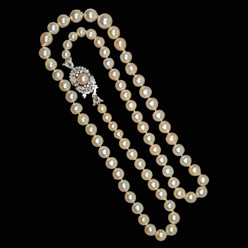 VINTAGE PEARL NECKLACE DIAMOND CLASP WITH GEM REPORT SINGLE STRAND 1950S PEARLS 18CT GOLD CLASP - ADDITIONAL PHOTO 2