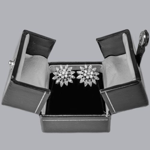 VINTAGE DIAMOND EARRINGS 18CT GOLD FLORAL CLUSTER 15CT DIAMOND DAISY EARRINGS - ADDITIONAL PHOTO 4