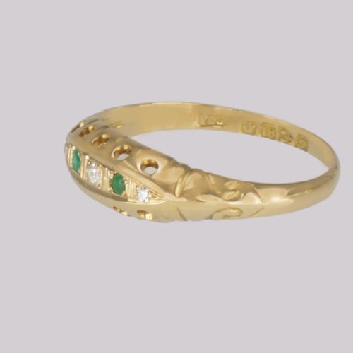 18CT GOLD EMERALD AND DIAMOND RING ANTIQUE FIVE STONE RING HALLMARK CHESTER 1915 - ADDITIONAL PHOTO 3