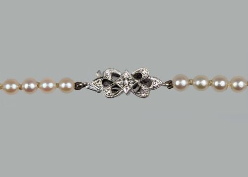 VINTAGE PEARL NECKLACE 9CT GOLD DIAMOND CLASP 1950S CLASSIC SINGLE STRAND PEARLS - ADDITIONAL PHOTO 3