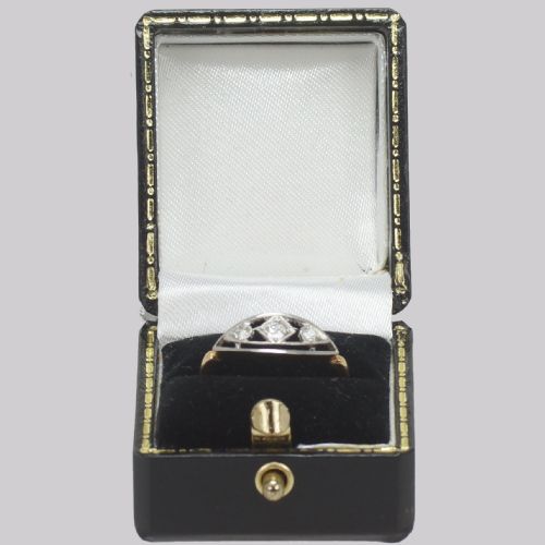 ANTIQUE DIAMOND TRILOGY RING 18CT GOLD VINTAGE OLD CUT DIAMOND THREE STONE RING - ADDITIONAL PHOTO 5