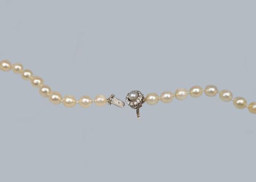 ANTIQUE PEARL NECKLACE WITH DIAMOND CLASP EDWARDIAN SINGLE STRAND PEARL NECKLACE - ADDITIONAL PHOTO 5