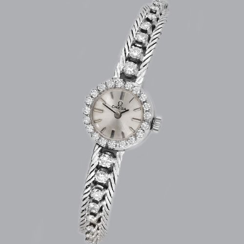 OMEGA DIAMOND WATCH 18CT GOLD VINTAGE 1960S MANUAL WIND LADIES BRACELET WATCH - ADDITIONAL PHOTO 4