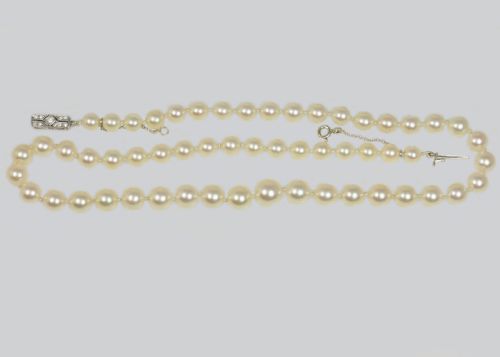 ART DECO PEARL NECKLACE 9CT WHITE GOLD DIAMOND CLASP SINGLE STRAND PEARLS CIRCA 1920 - ADDITIONAL PHOTO 3