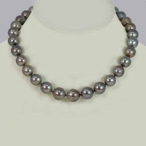 STRIKING TAHITIAN BLACK PEARL NECKLACE LARGE CULTURED SALTWATER PEARLS WITH ANCHORCERT REPORTAN ELEGANT STRAND OF NATURAL COLOUR PEARLS WITH 18CT WHITE GOLD CLASP - ADDITIONAL PHOTO 1