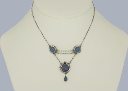 EXQUISITE ANTIQUE ARTS CRAFTS CHALCEDONY NECKLACE IN SILVER C1900 THIS BEAUTIFUL NECKLACE IS ATTRIBUTED TO EDITH STEWART - ADDITIONAL PHOTO 8