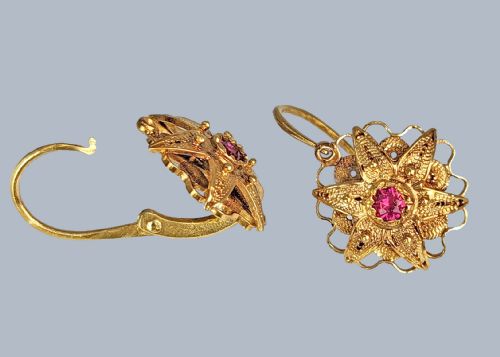 VICTORIAN RUBY FLORAL DROP EARRINGS 18CT GOLD HOOK FITTINGS ELEGANT LATE VICTORIAN DESIGN - ADDITIONAL PHOTO 5
