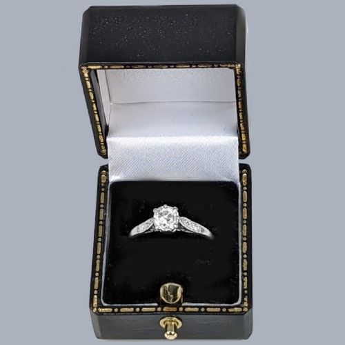 ANTIQUE EDWARDIAN 100CT OLD EUROPEAN CUT DIAMOND SOLITAIRE ENGAGEMENT RING IN 18CT GOLD CIRCA 1910 - ADDITIONAL PHOTO 11