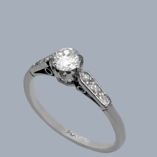 VINTAGE 1950S PLATINUM SOLITAIRE RING 050CT DIAMOND ENGAGEMENT RING - ADDITIONAL PHOTO 1