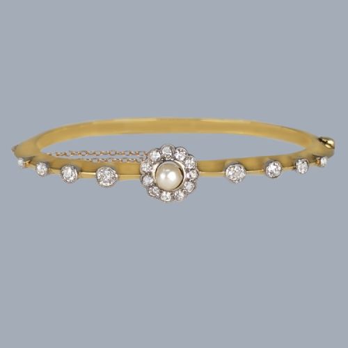 ANTIQUE EDWARDIAN DIAMOND AND PEARL BANGLE IN 18CT GOLD PLATINUM CIRCA 1910 - ADDITIONAL PHOTO 5