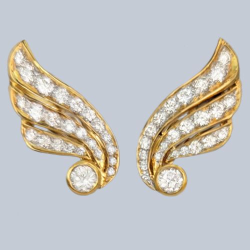 vintage 1960s 18ct gold diamond wing earrings 16ct brilliant cut diamonds - CATEGORY: ANTIQUE JEWELLERY - DATED 1960