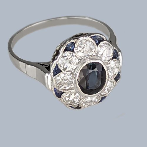 PLATINUM SAPPHIRE DIAMOND CLUSTER RING VINTAGE 1960S FLOWER ENGAGEMENT RING - ADDITIONAL PHOTO 6