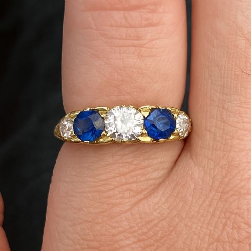 ANTIQUE 18CT GOLD SAPPHIRE OLD CUT DIAMOND FIVE STONE EDWARDIAN RING LONDON 1907 HALLMARKED - ADDITIONAL PHOTO 8