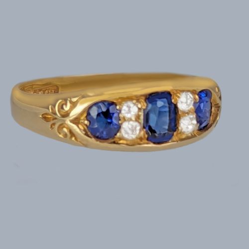 ANTIQUE VICTORIAN SAPPHIRE DIAMOND BOAT RING 18CT GOLD ENGLISH RING CIRCA 1890 - ADDITIONAL PHOTO 3