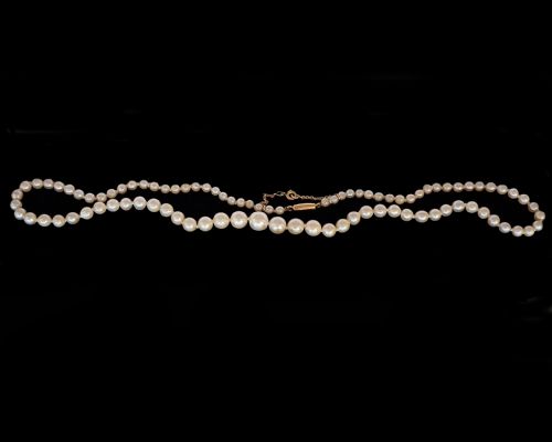GRADUATED PEARL NECKLACE WITH 9CT GOLD BARREL CLASP 18 INCH VINTAGE CULTURED PEARLS - ADDITIONAL PHOTO 2