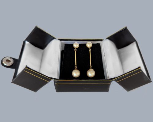 9CT GOLD PEARL DROP EARRINGS HALLMARKED BIRMINGHAM 1968 - ADDITIONAL PHOTO 4