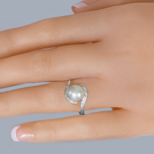 1950S PEARL AND DIAMOND RING IN 18CT WHITE GOLD - ADDITIONAL PHOTO 1