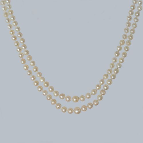 VINTAGE DOUBLE STRAND PEARL NECKLACE 9CT GOLD AMETHYST SPLIT PEARL CLASP - ADDITIONAL PHOTO 2