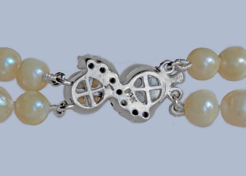 FINE 1950S DOUBLE STRAND CULTURED PEARL NECKLACE WITH SAPPHIRE GOLD CLASP - ADDITIONAL PHOTO 8