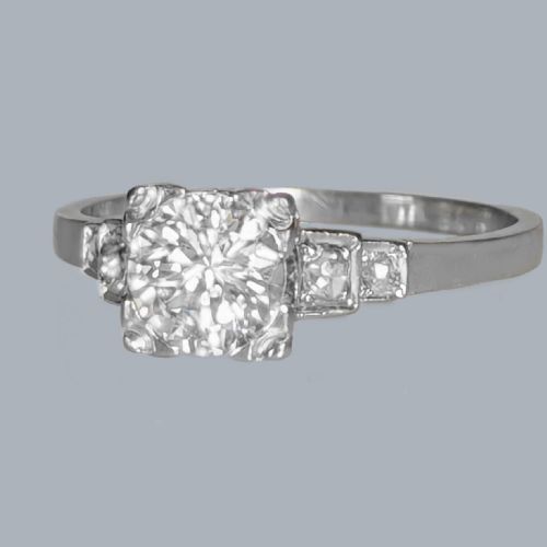 ELEGANT 1950S PLATINUM DIAMOND SOLITAIRE RING WITH ROSE CUT DIAMOND SHOULDERS - ADDITIONAL PHOTO 5