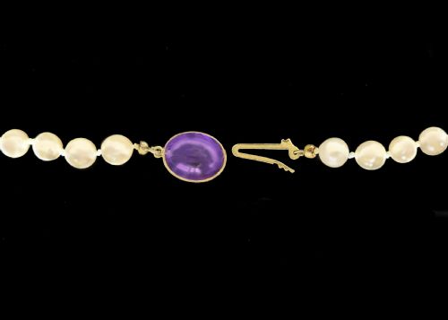 VINTAGE PEARL NECKLACE WITH AMETHYST CLASP IN 14CT GOLD - ADDITIONAL PHOTO 2