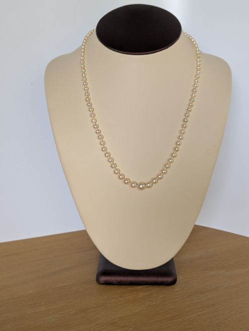 fig 3. Elegant Edwardian Aquamarine and White Sapphire Necklace in 15ct Gold, Foliate Drop Pendant ca 1910