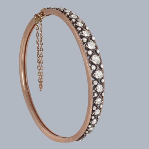 VICTORIAN 22 OLD MINE CUT DIAMOND BANGLE IN 15CT GOLD AND SILVER ANTIQUE C1880 - ADDITIONAL PHOTO 1