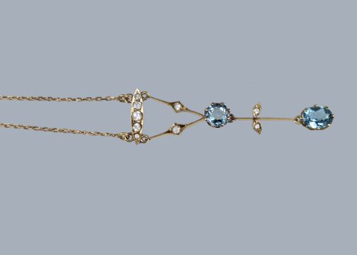 ELEGANT EDWARDIAN AQUAMARINE DIAMOND DROP NECKLACE IN 9CT GOLD CIRCA 1910 - ADDITIONAL PHOTO 3