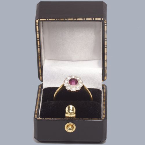 VINTAGE RUBY DIAMOND CLUSTER RING IN 18CT GOLD PLATINUM WITH GEMMOLOGICAL REPORT - ADDITIONAL PHOTO 10