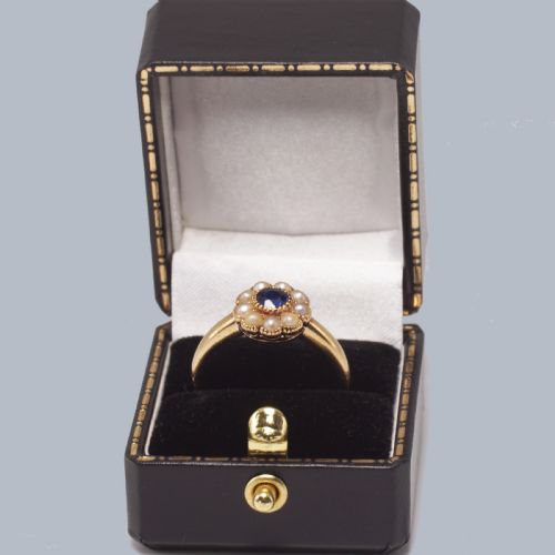 VICTORIAN SAPPHIRE AND SPLIT PEARL CLUSTER RING IN 18CT GOLD ANTIQUE CIRCA 1890 - ADDITIONAL PHOTO 8