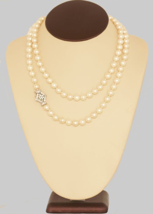 VINTAGE LONG PEARL NECKLACE WITH 18CT WHITE GOLD OLD CUT DIAMOND CLASP C1950 - ADDITIONAL PHOTO 3