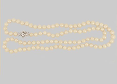 VINTAGE LONG PEARL NECKLACE WITH 18CT WHITE GOLD OLD CUT DIAMOND CLASP C1950 - ADDITIONAL PHOTO 6