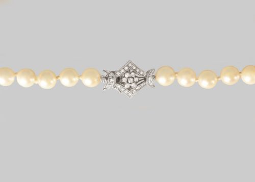 VINTAGE LONG PEARL NECKLACE WITH 18CT WHITE GOLD OLD CUT DIAMOND CLASP C1950 - ADDITIONAL PHOTO 7