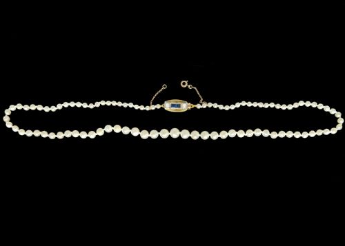 1950S PEARL NECKLACE WITH 18CT GOLD DIAMOND AND SAPPHIRE CLASP RECENTLY RESTRUNG - ADDITIONAL PHOTO 7