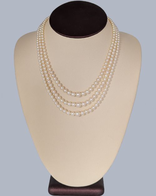 VINTAGE TRIPLE STRAND PEARL NECKLACE 9CT GOLD DIAMOND CLASP LONDON 1958 - ADDITIONAL PHOTO 1