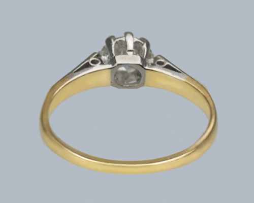 ART DECO DIAMOND SOLITAIRE ENGAGEMENT RING 18CT GOLD AND PLATINUM CIRCA 1920 - ADDITIONAL PHOTO 6