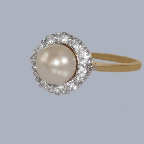 1960S PEARL AND DIAMOND CLUSTER RING 18CT GOLD HALLMARKED BIRMINGHAM 1962 - ADDITIONAL PHOTO 5
