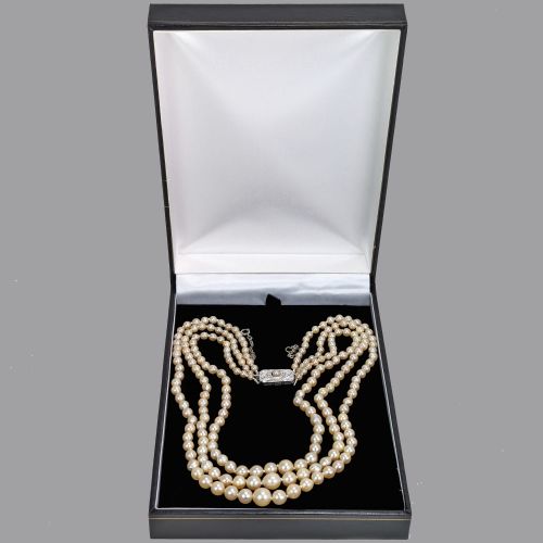 fig 9. 1950s Triple Strand Pearl Necklace 9ct Gold Diamond Clasp with AnchorCert Pearl Report - Restrung