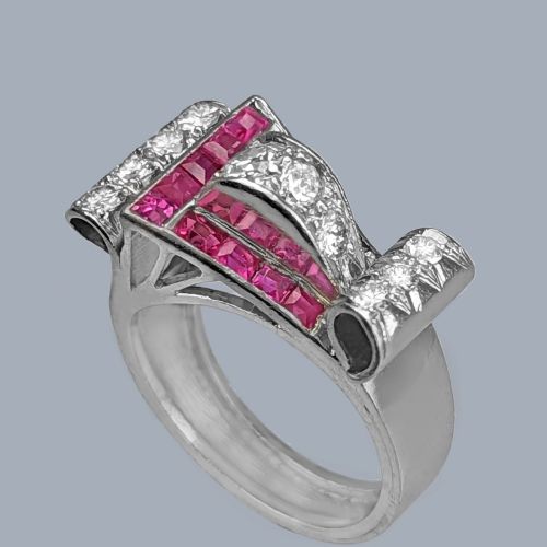 Art Deco Ruby & 1.00 Carat Old Cut Diamond Buckle Ring, Platinum Retro Ring Ca 1940
