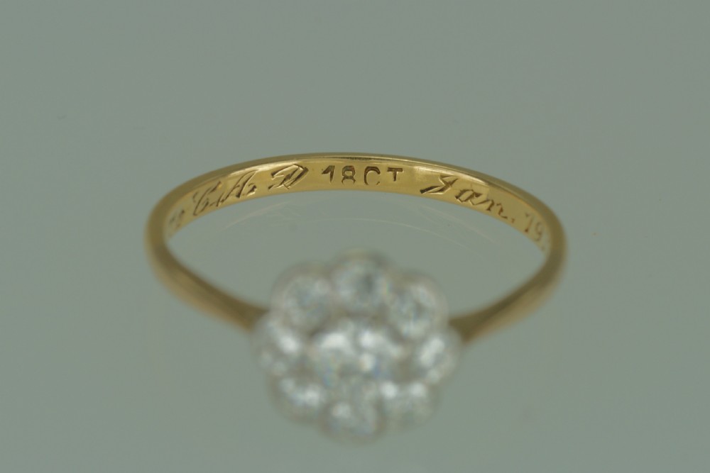 18ct Gold Cluster Ring Old Cut Diamond Art Deco Target / Daisy Ring circa 1920 View VIII