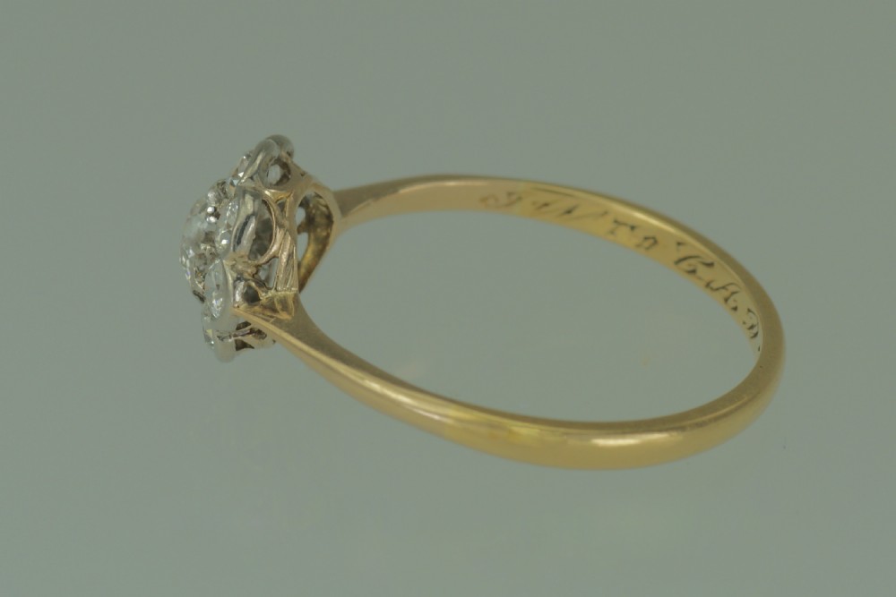 18ct Gold Cluster Ring Old Cut Diamond Art Deco Target / Daisy Ring circa 1920 View X
