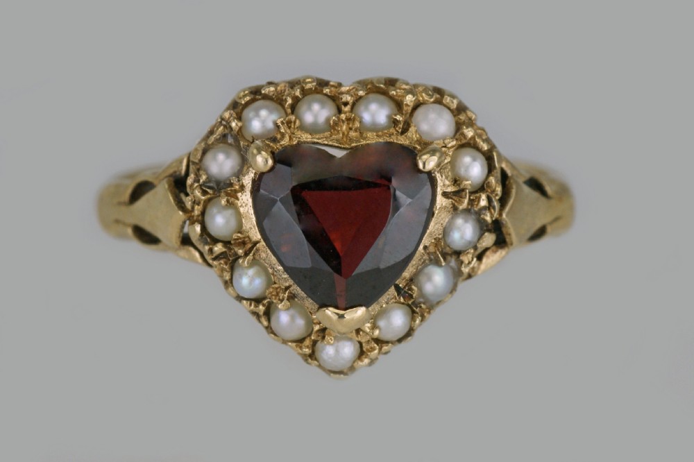 Vintage Garnet & Pearl 9ct Gold Cluster Victorian Style Heart Ring Hallmarked London 1960